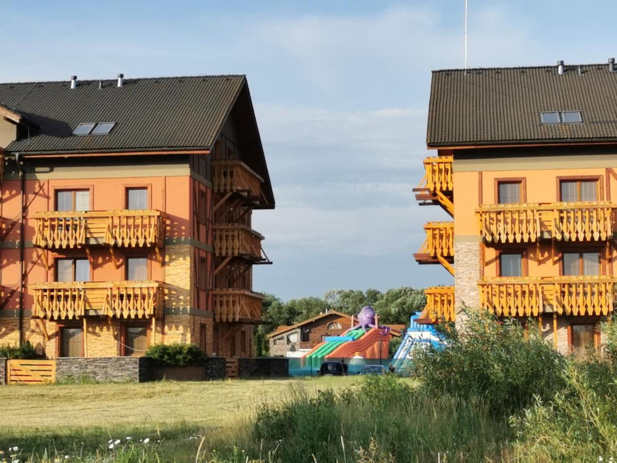 Tatry Golf Apartman เวลคา ลอมนิตซา ภายนอก รูปภาพ